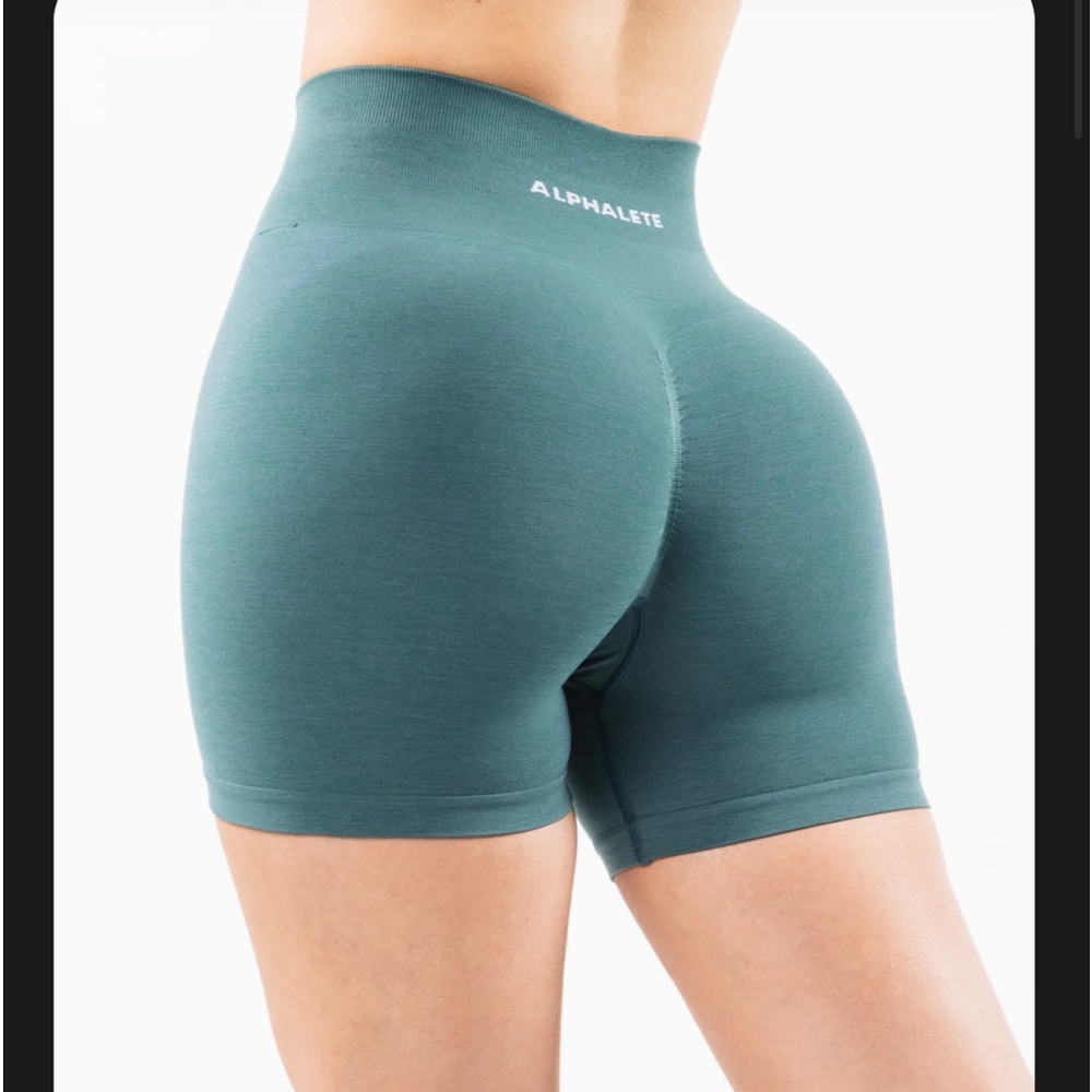 Alphalete Amplify